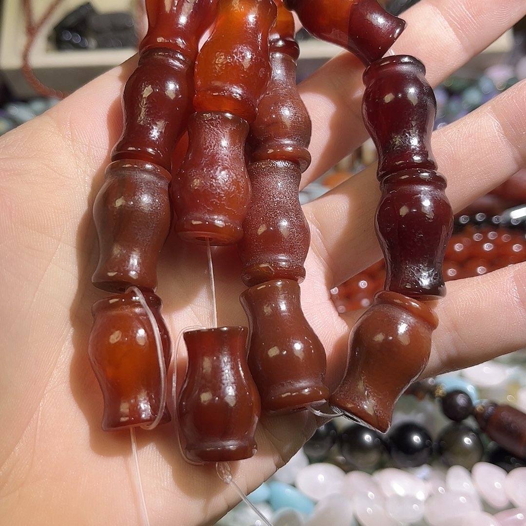 玛瑙/玉髓未镶嵌珠宝半成品水瓶玛瑙