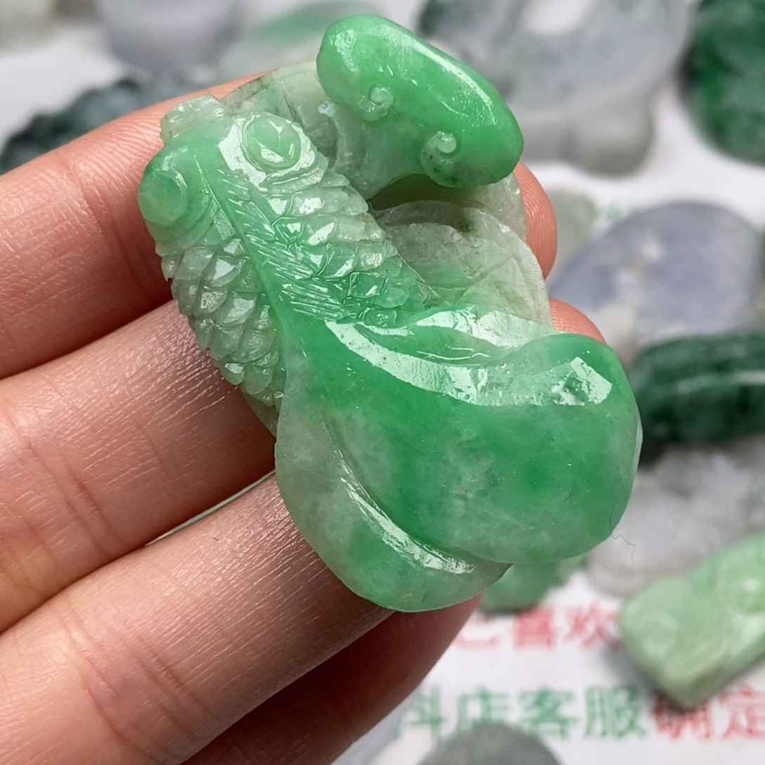 定制翡翠未镶嵌翡翠