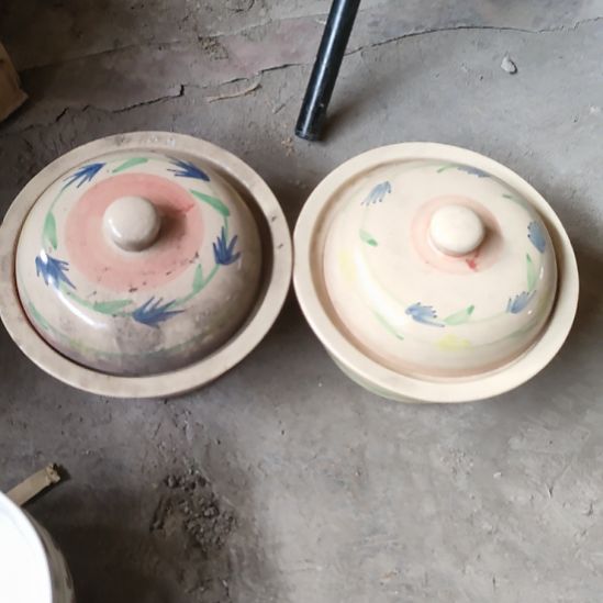 陶瓷出囗日本小土锅手绘两支