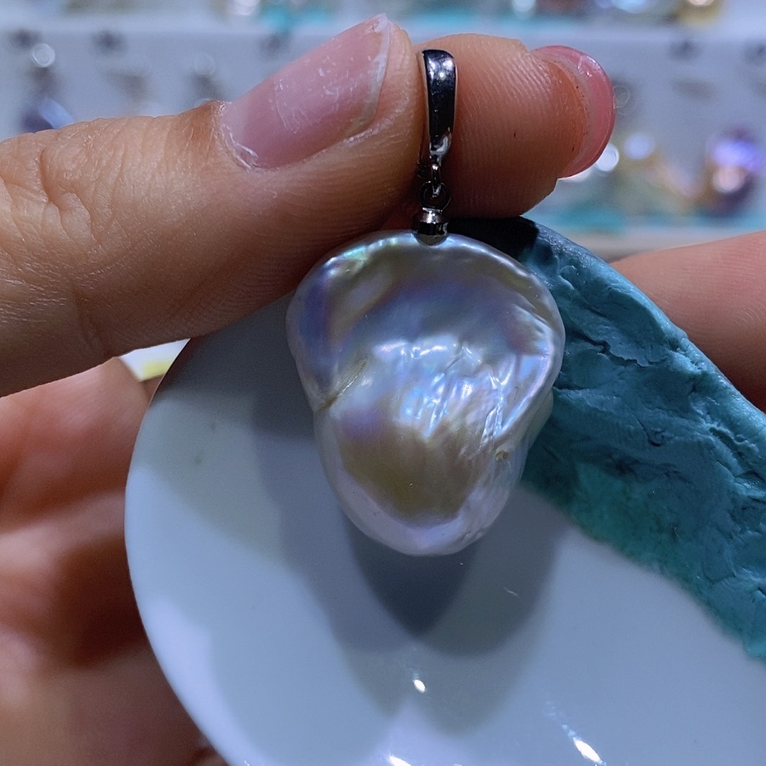 未镶嵌淡水珍珠吊坠