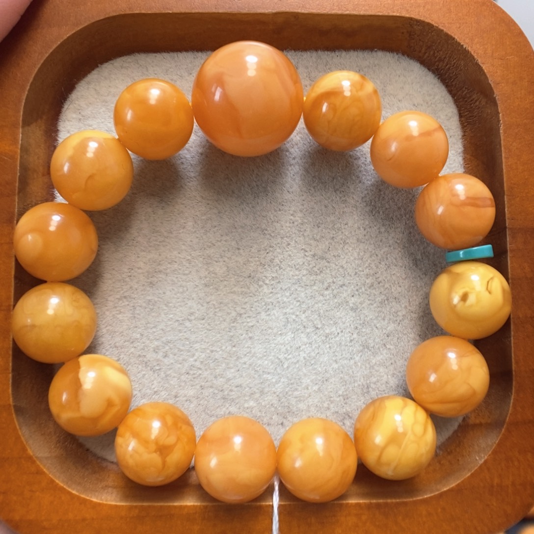 未镶嵌蜜蜡手串蜜蜡
