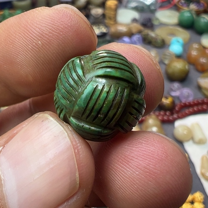 摆件摆件……………………