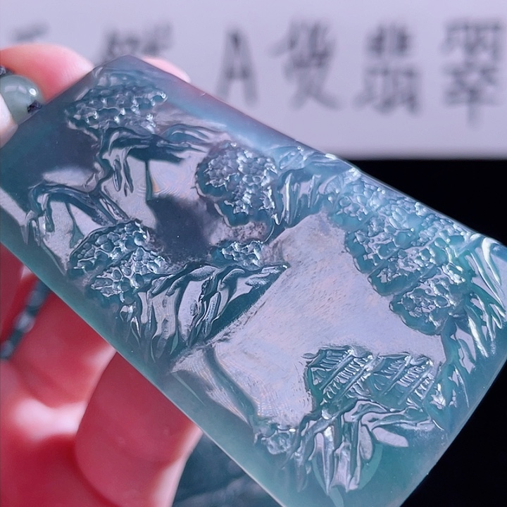 翡翠未镶嵌颈饰9999999999