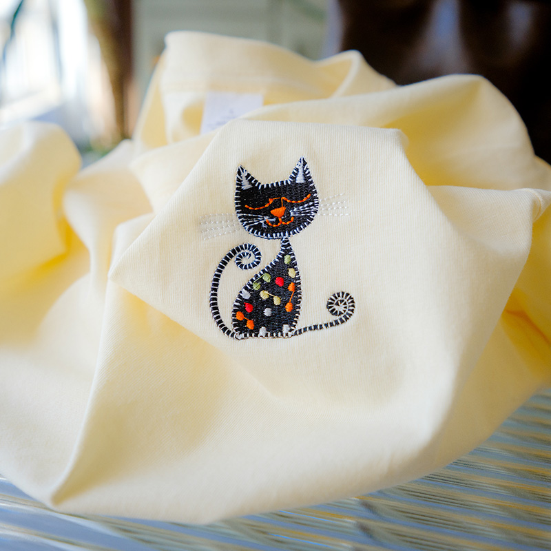 唐允刺绣纯棉白色短袖t恤女2025新款爆款女装洋气时尚半袖t恤短袖