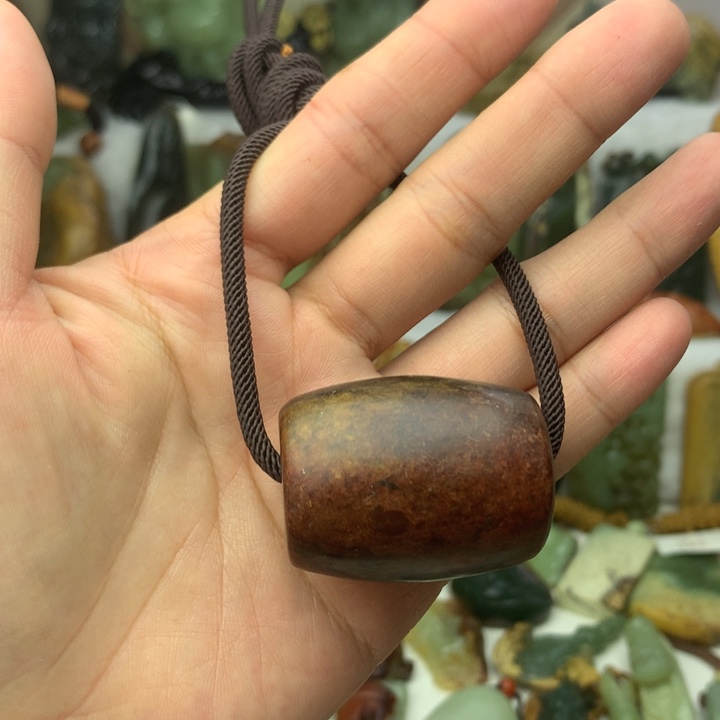 岫岩河磨玉（透闪石质玉）挂件未镶嵌
