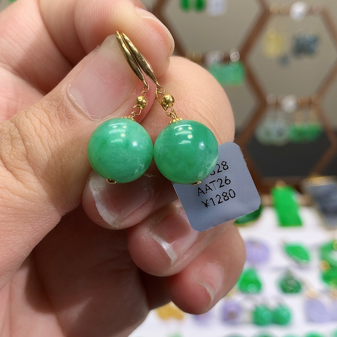 18K金镶嵌翡翠耳饰天然翡翠耳饰