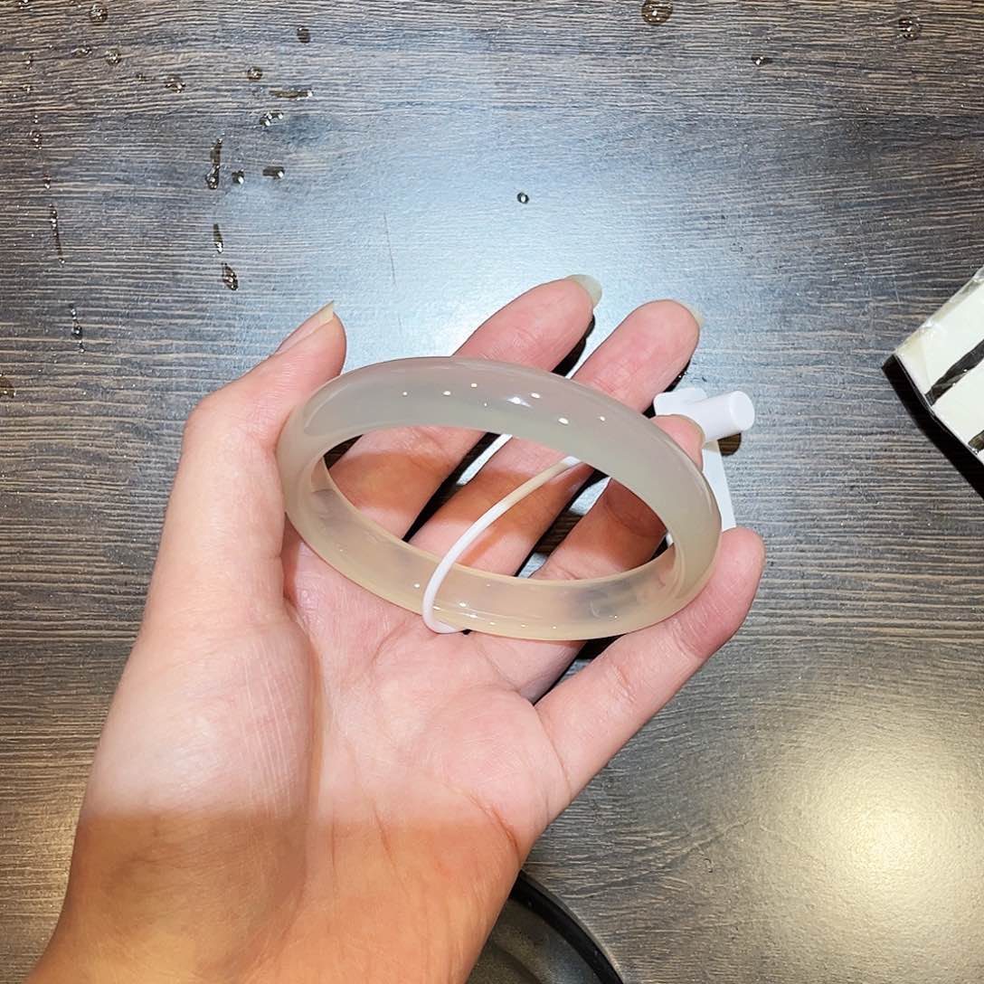 手镯玛瑙/玉髓未镶嵌