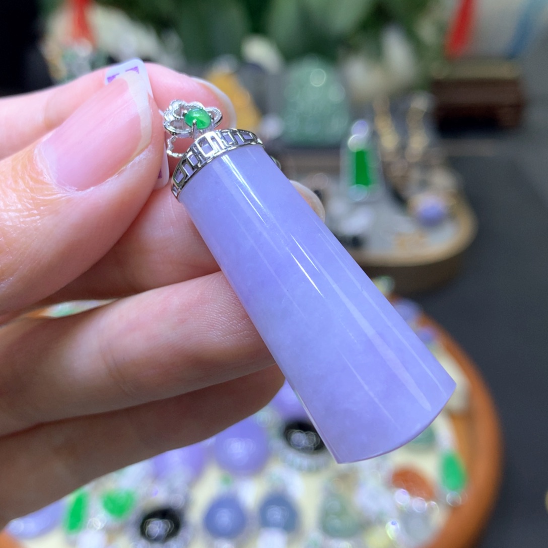 翡翠18K金镶嵌颈饰翡翠吊坠项链