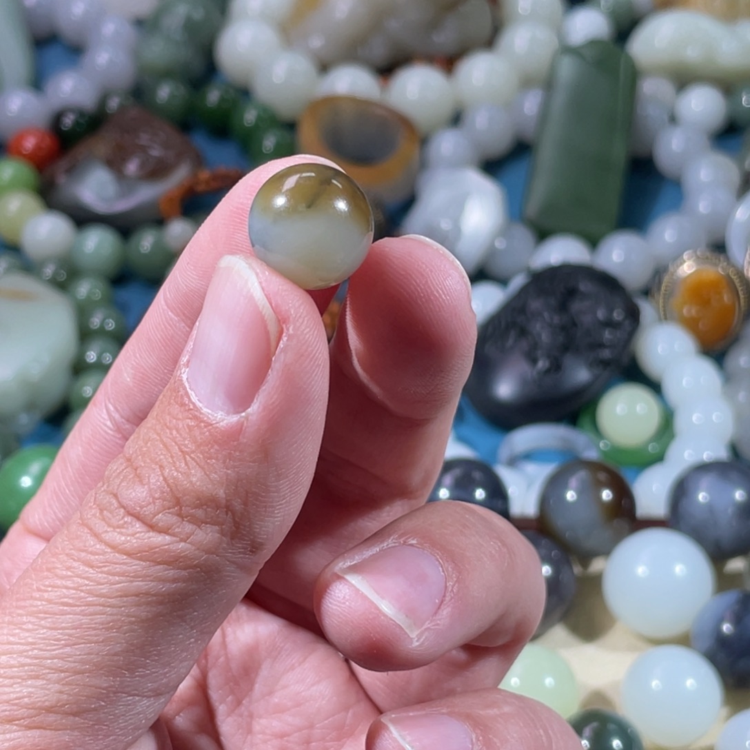 菠***脆和田玉未镶嵌挂件