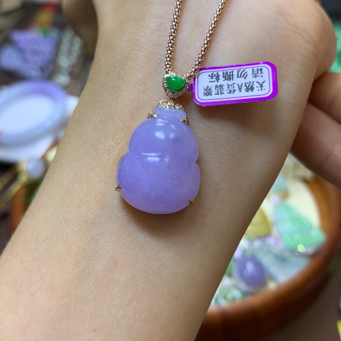 【闪购商品】翡翠颈饰18K金镶嵌凤****咪翡翠