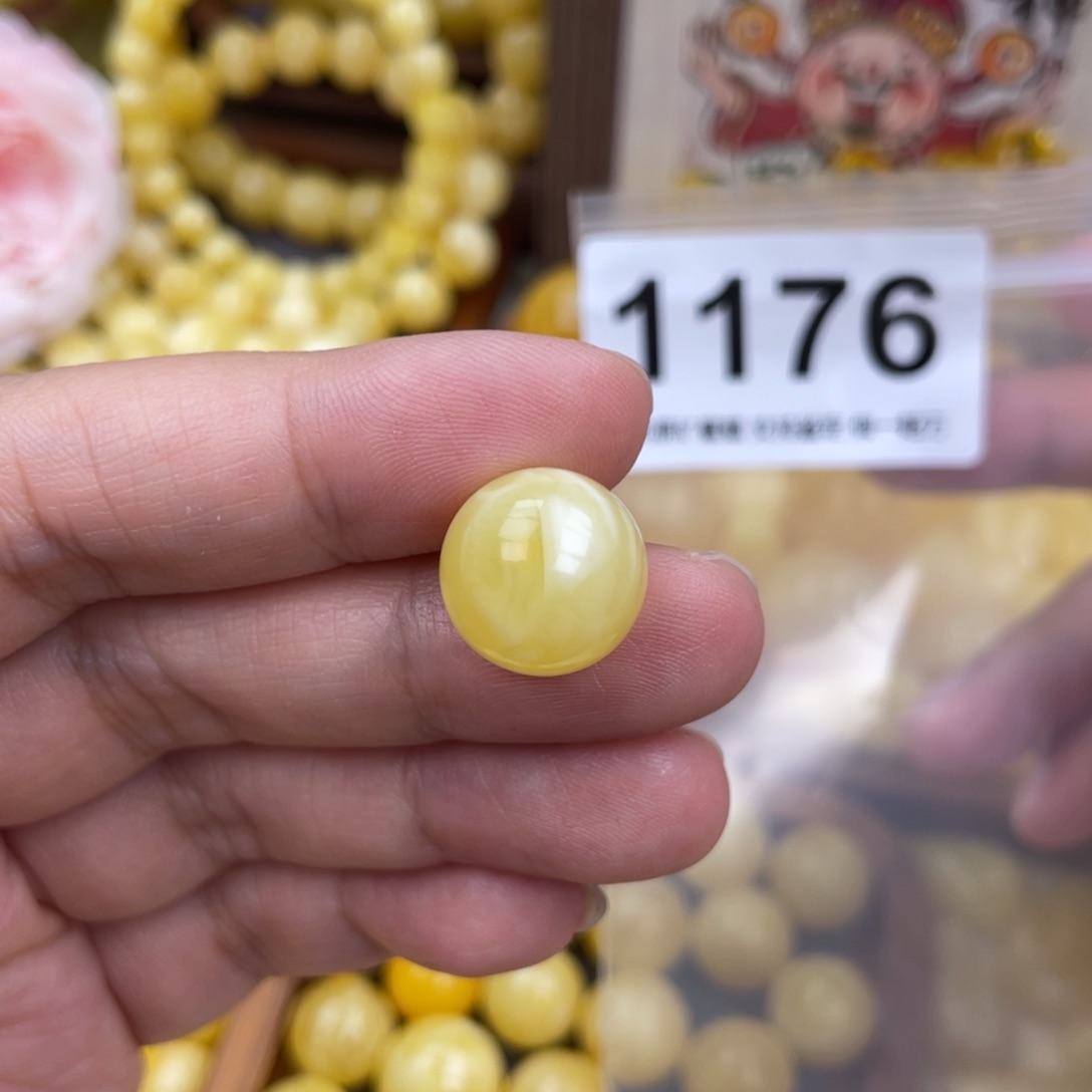 未镶嵌琥珀珠宝奇石14孔道微粉