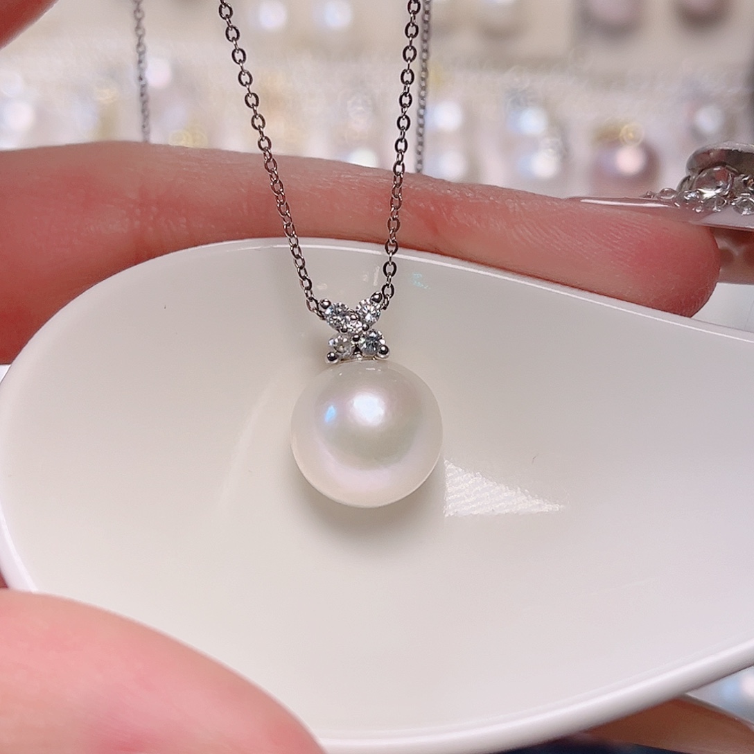 淡水珍珠吊坠(赠链)未镶嵌