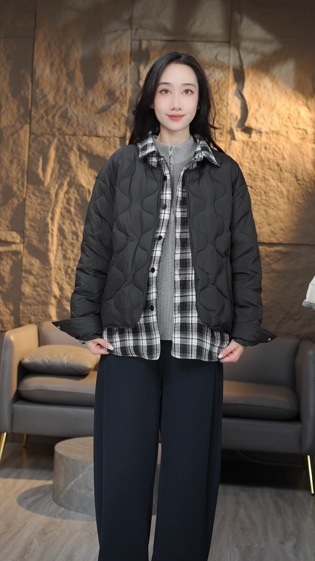 假两件宽松羽绒服冬季耐磨翻领格子外套拼接