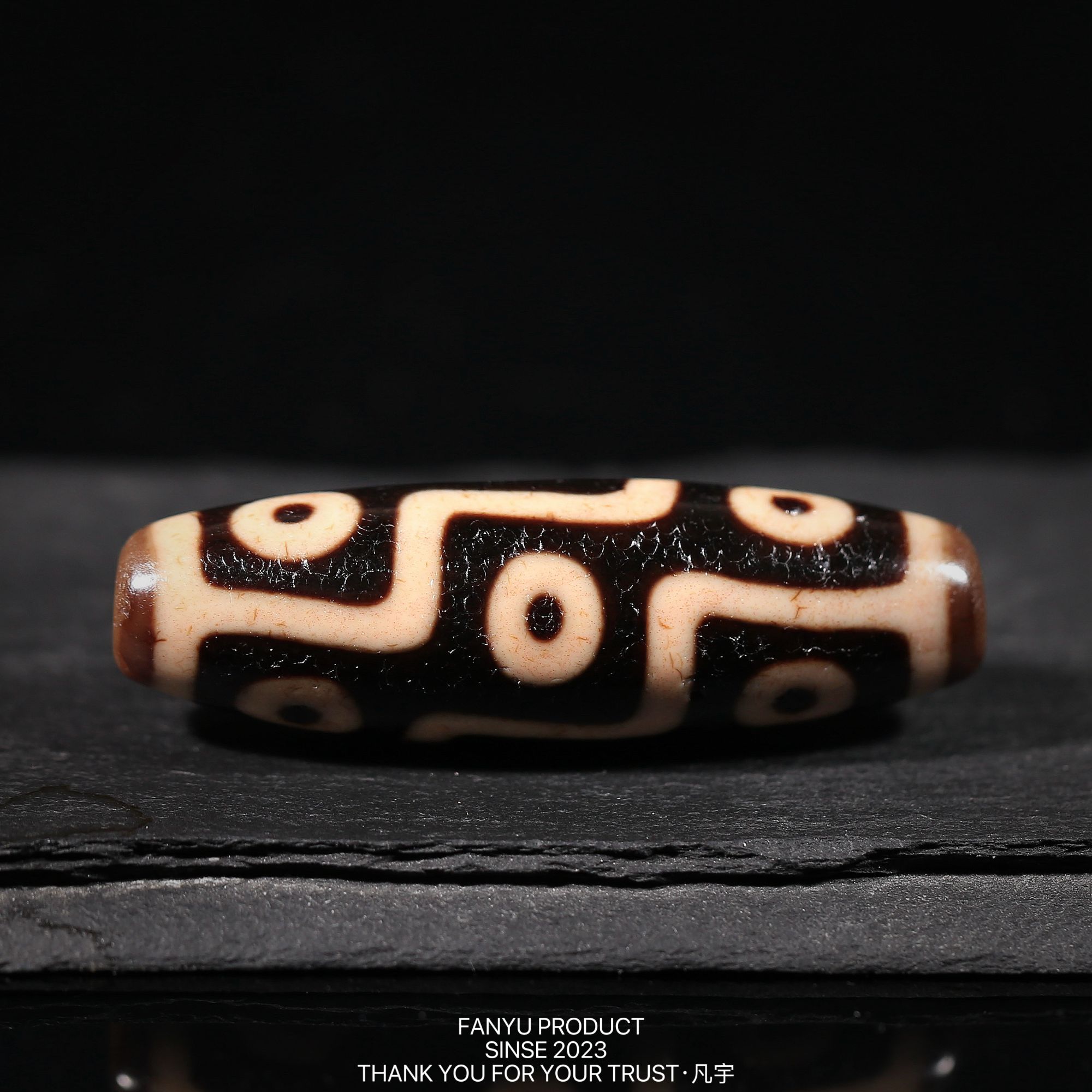 凡宇出品·行运任晓攀顶料爆砂折线九眼天珠玛瑙锁骨链吊坠轻奢T