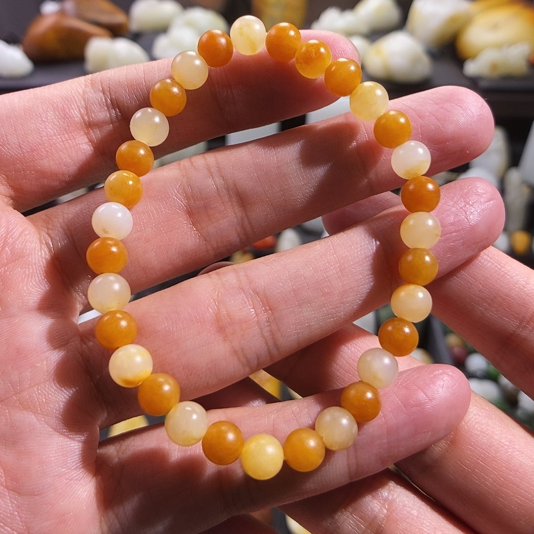 和田玉颈饰未镶嵌奶**胸