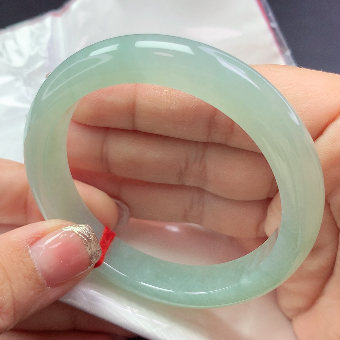 【闪购商品】翡翠手镯未镶嵌a 063000