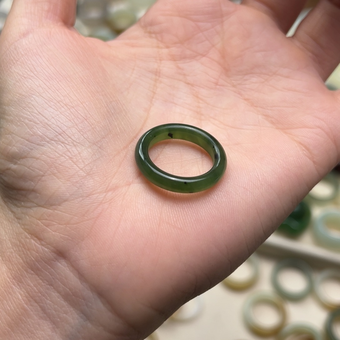 和田玉（糖玉）未镶嵌戒指