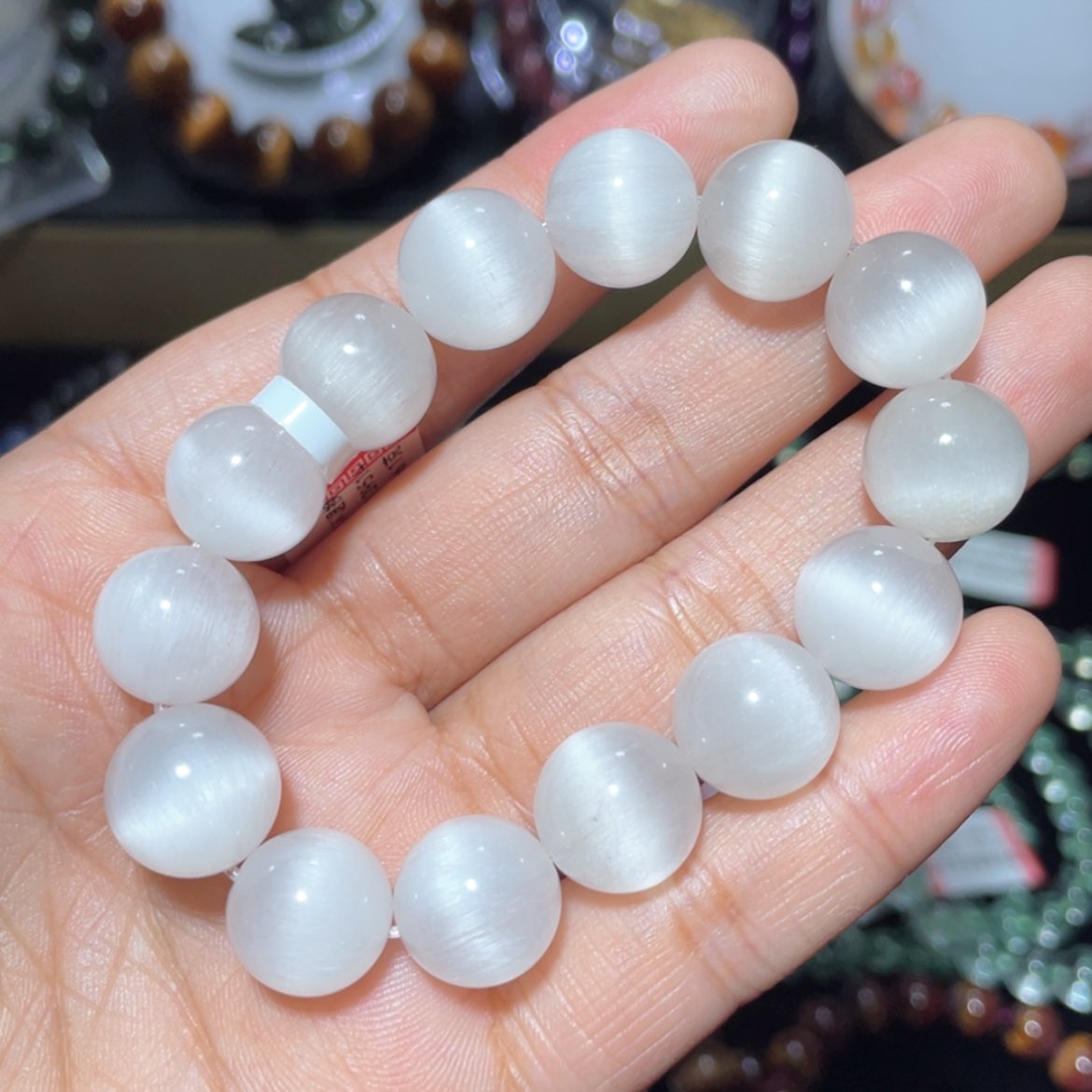【闪购商品】手串未镶嵌水晶白兔毛手串