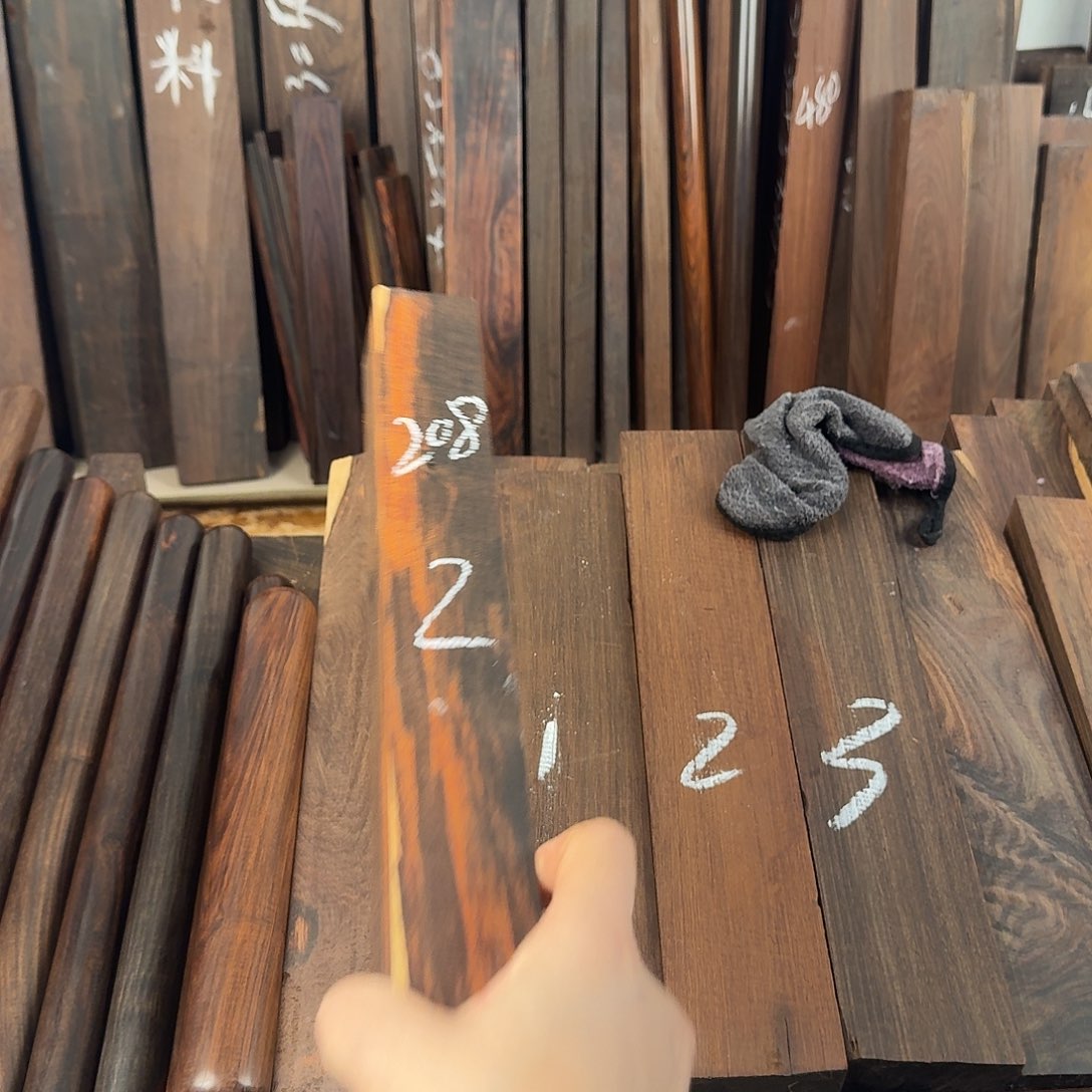 红酸枝木类端景台