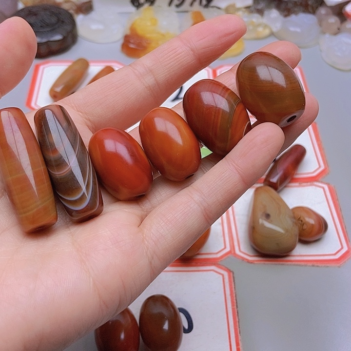 【闪购商品】未镶嵌玛瑙/玉髓珠宝半成品然**物