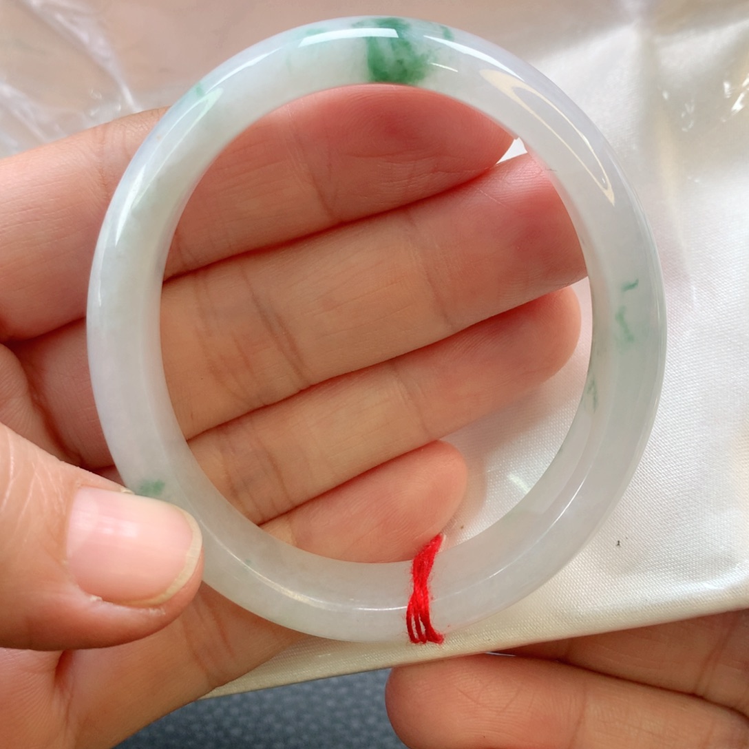 翡翠手镯未镶嵌54贵妃