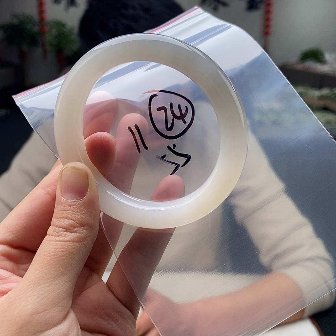 和田玉颜色多样性发拍一发一未镶嵌