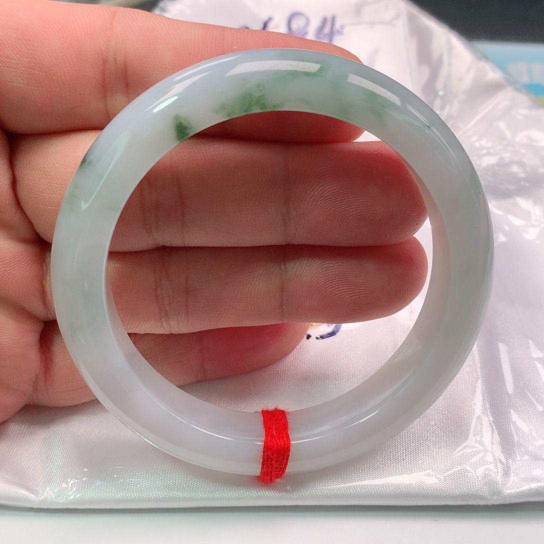 翡翠手镯未镶嵌0684号