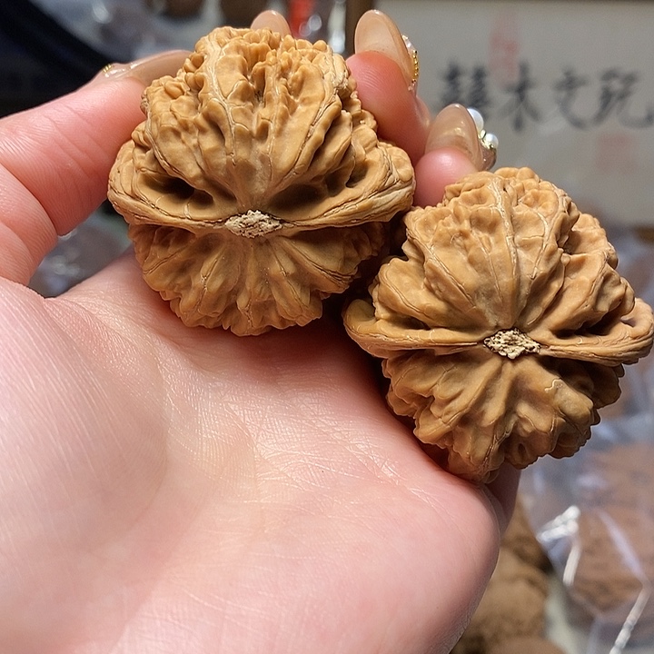 文玩核桃吊坠45粗筋