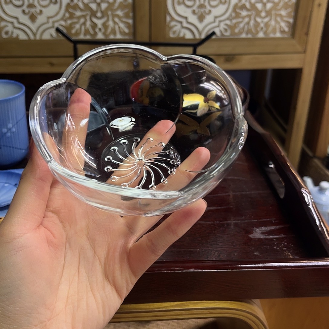 玻璃梅花形沙拉碗可以放甜水28