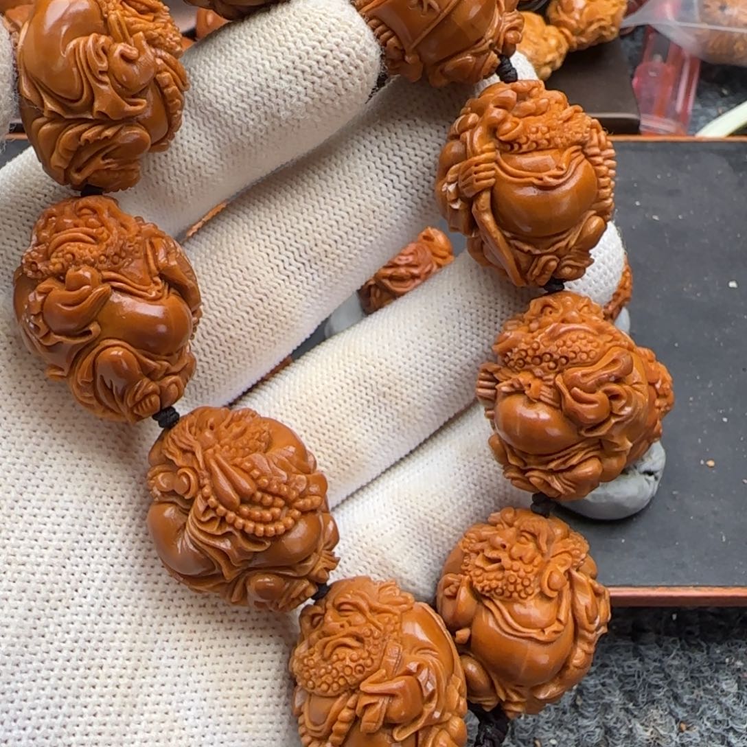 橄榄核吊坠……………………