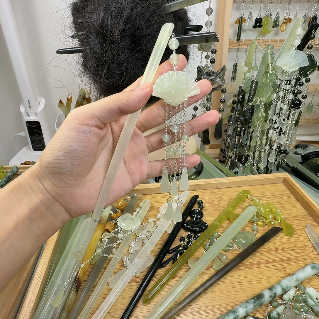 未镶嵌蛇纹石玉发饰
