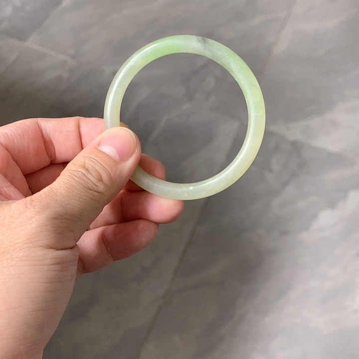 和田玉颈饰未镶嵌和田玉