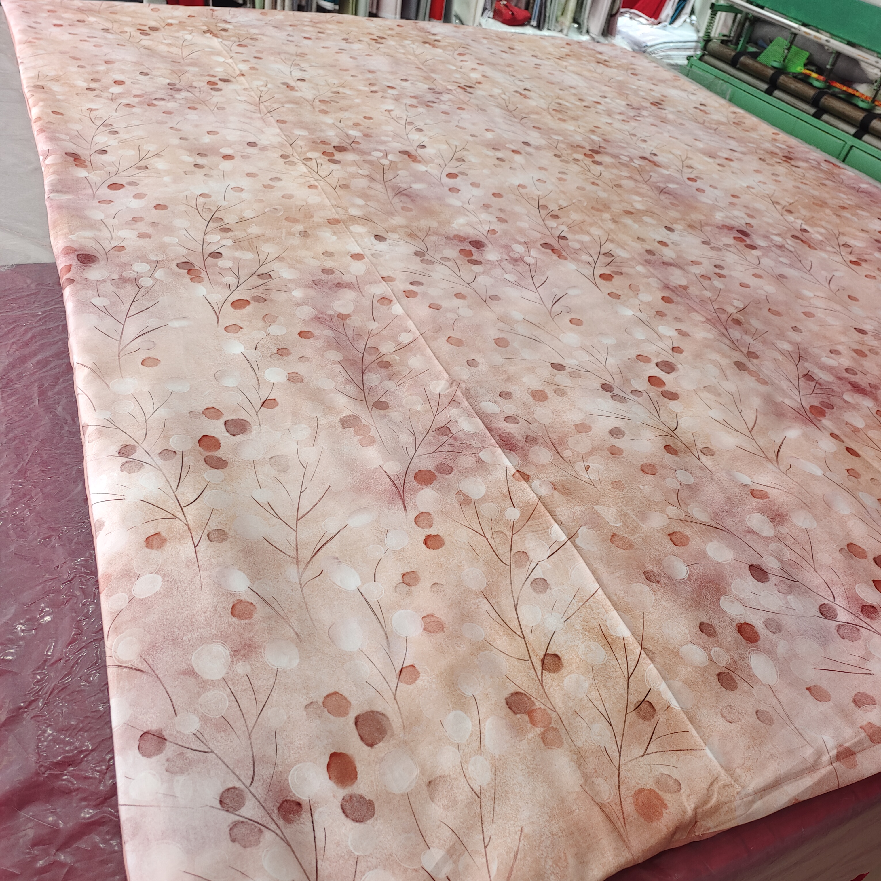 纯植物贡缎绸面料高支高密清凉透气环保健康婚庆必备