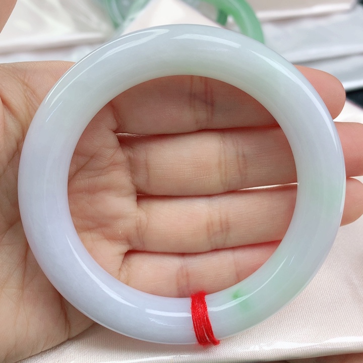 翡翠手镯未镶嵌胖圆56