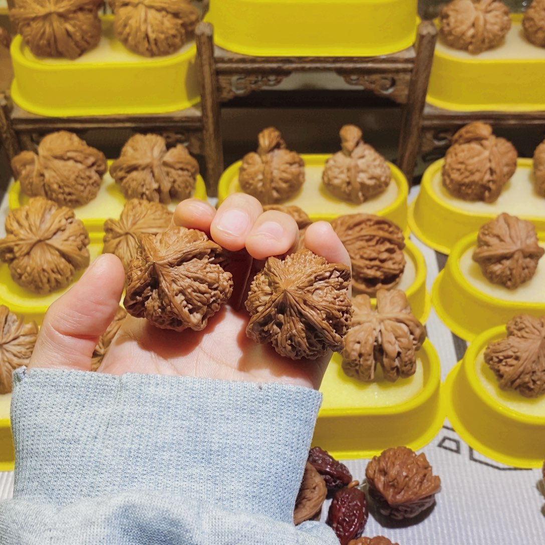 文玩核桃吊坠满天星战警