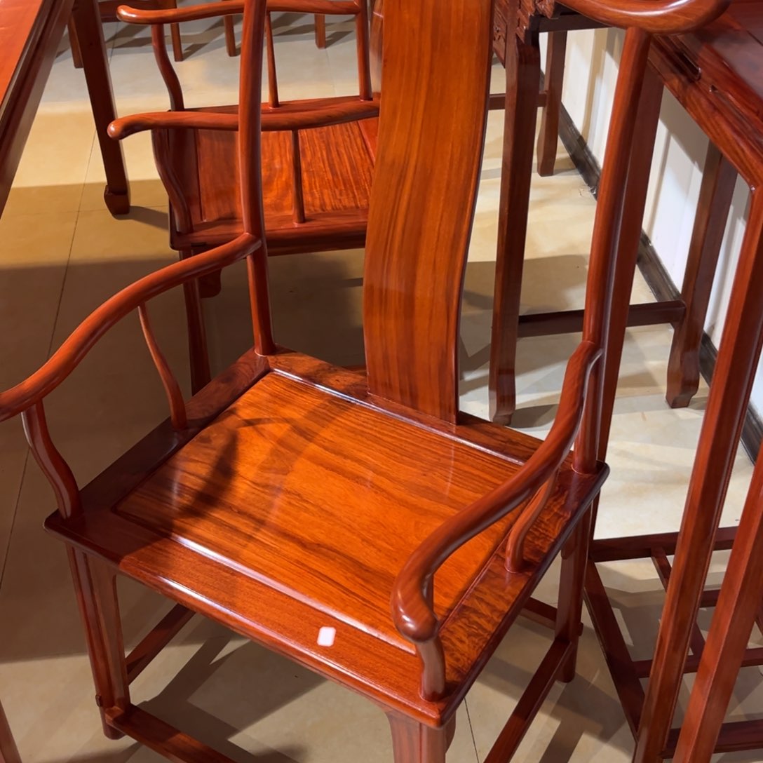 蓝***图花梨木类端景台缅甸花梨木158桌子主人椅2件套