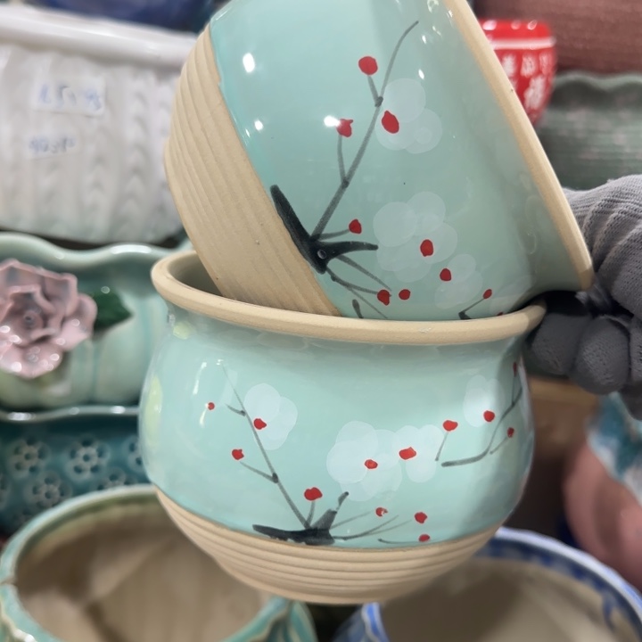 凑9块包邮，有孔，陶瓷花盆