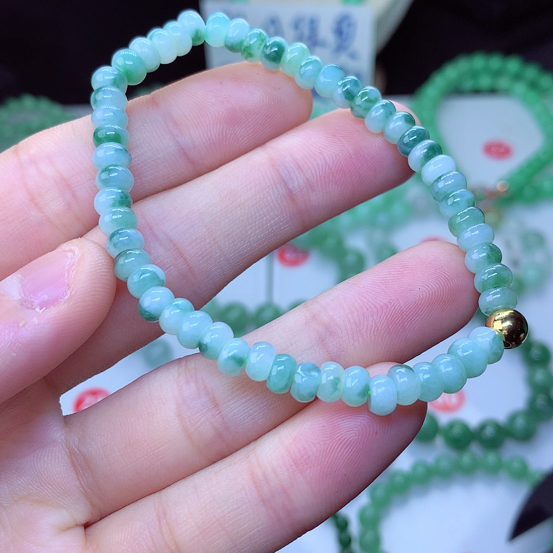 翡翠毛衣链未镶嵌