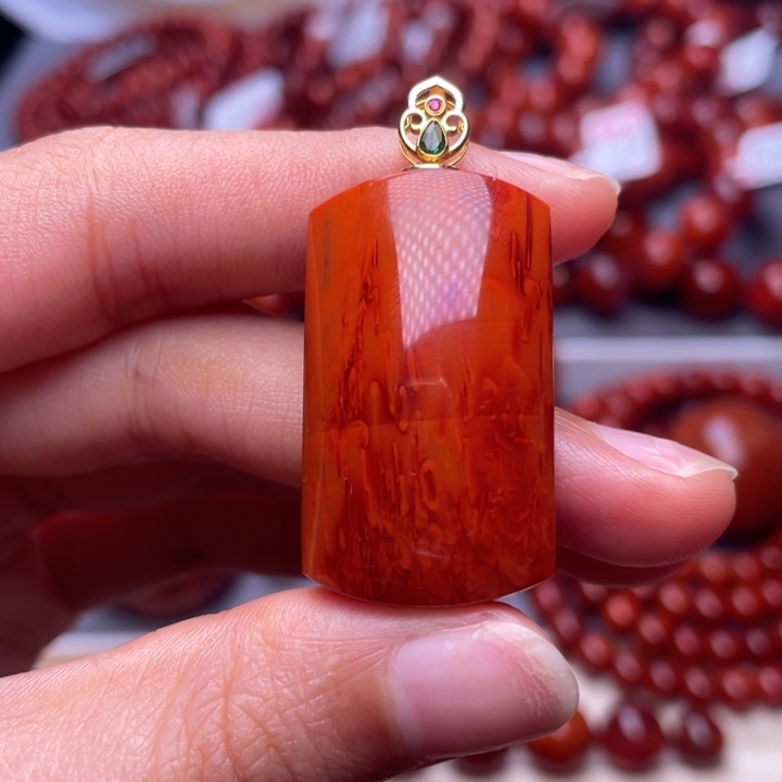 南红玛瑙18K金镶嵌其他 收藏级 瓦西柿子红火焰满肉无事牌