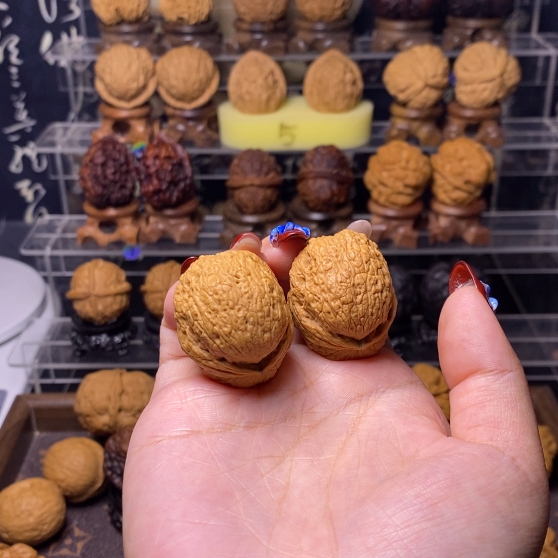 把件文玩核桃Z33小宝石34尺