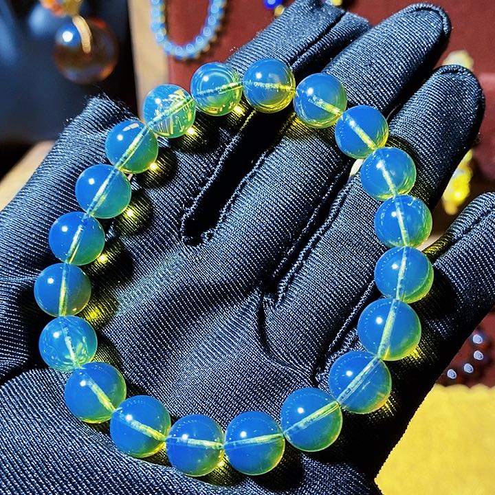 蓝珀珠宝奇石未镶嵌蓝珀异色珀毕业蓝9.6mm净水