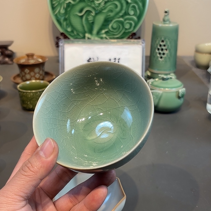 瓷片龙泉青瓷福利青瓷