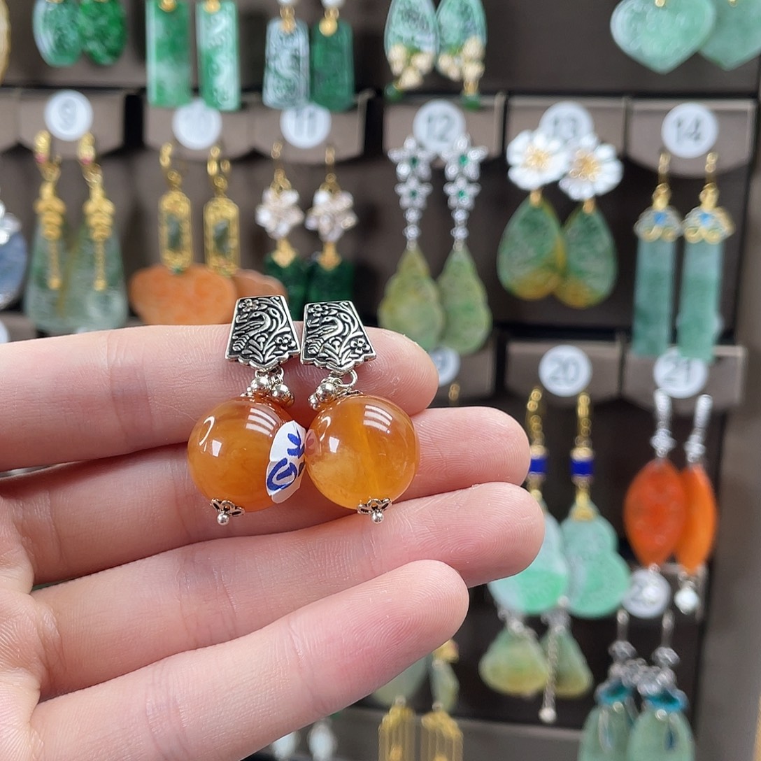 吉***祥琥珀银S925镶嵌耳饰hdssd