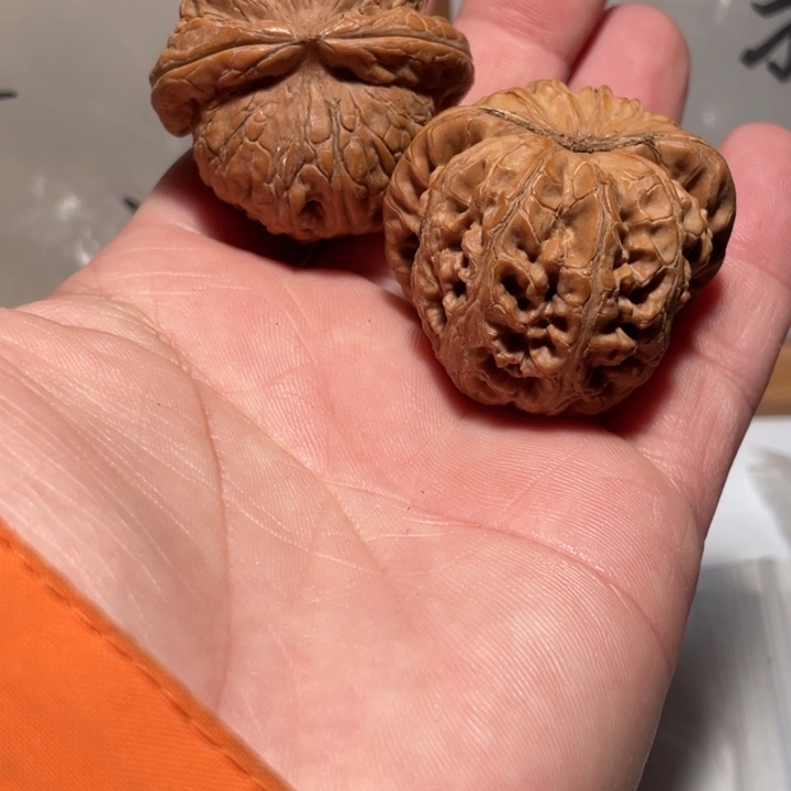 歪***歌文玩核桃把件核桃