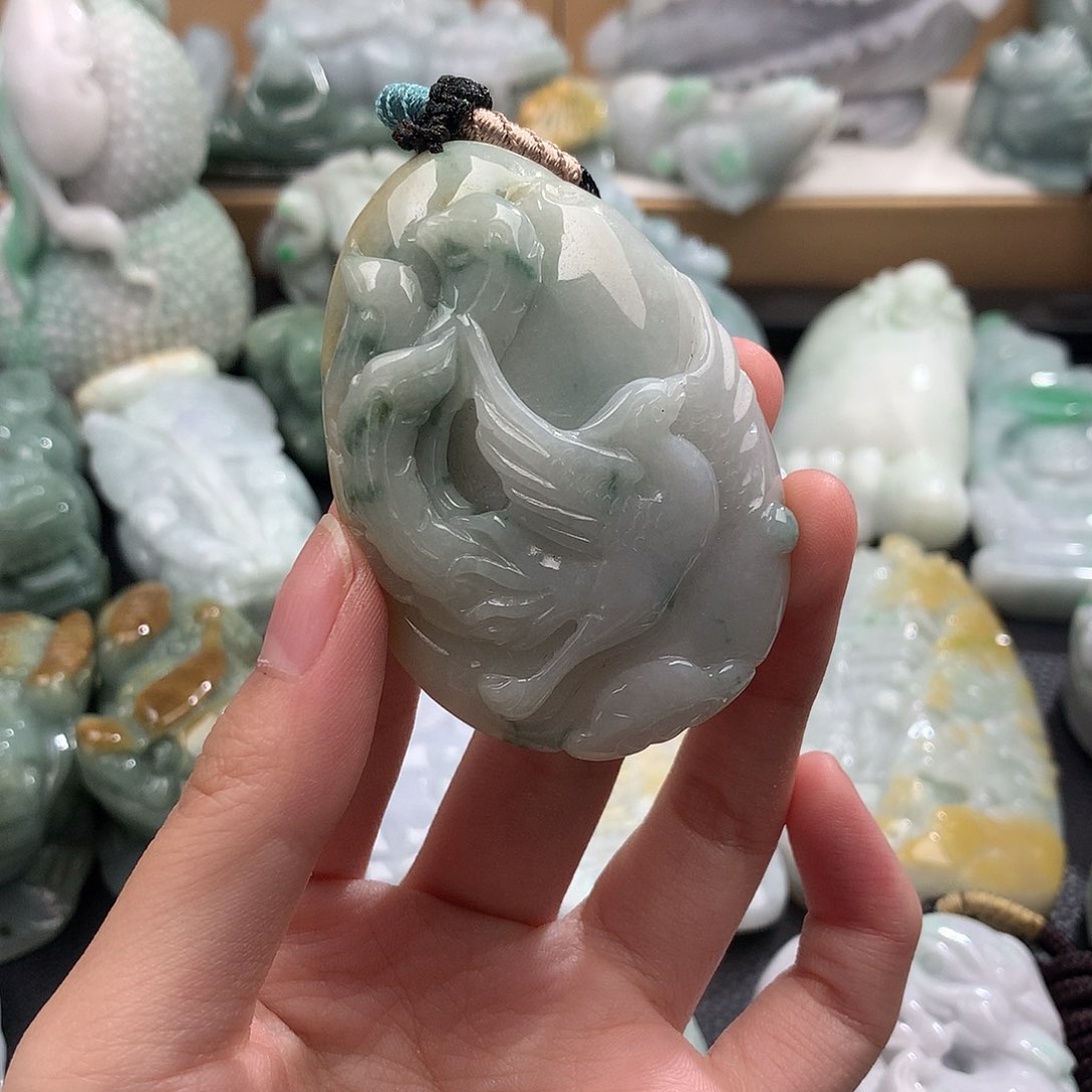 吊坠(不含链)未镶嵌翡翠