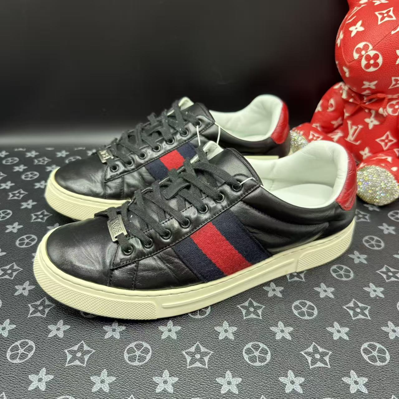 95新 GUCCI/古驰 男士黑色ACE银扣板鞋41.5欧码 ddm2886