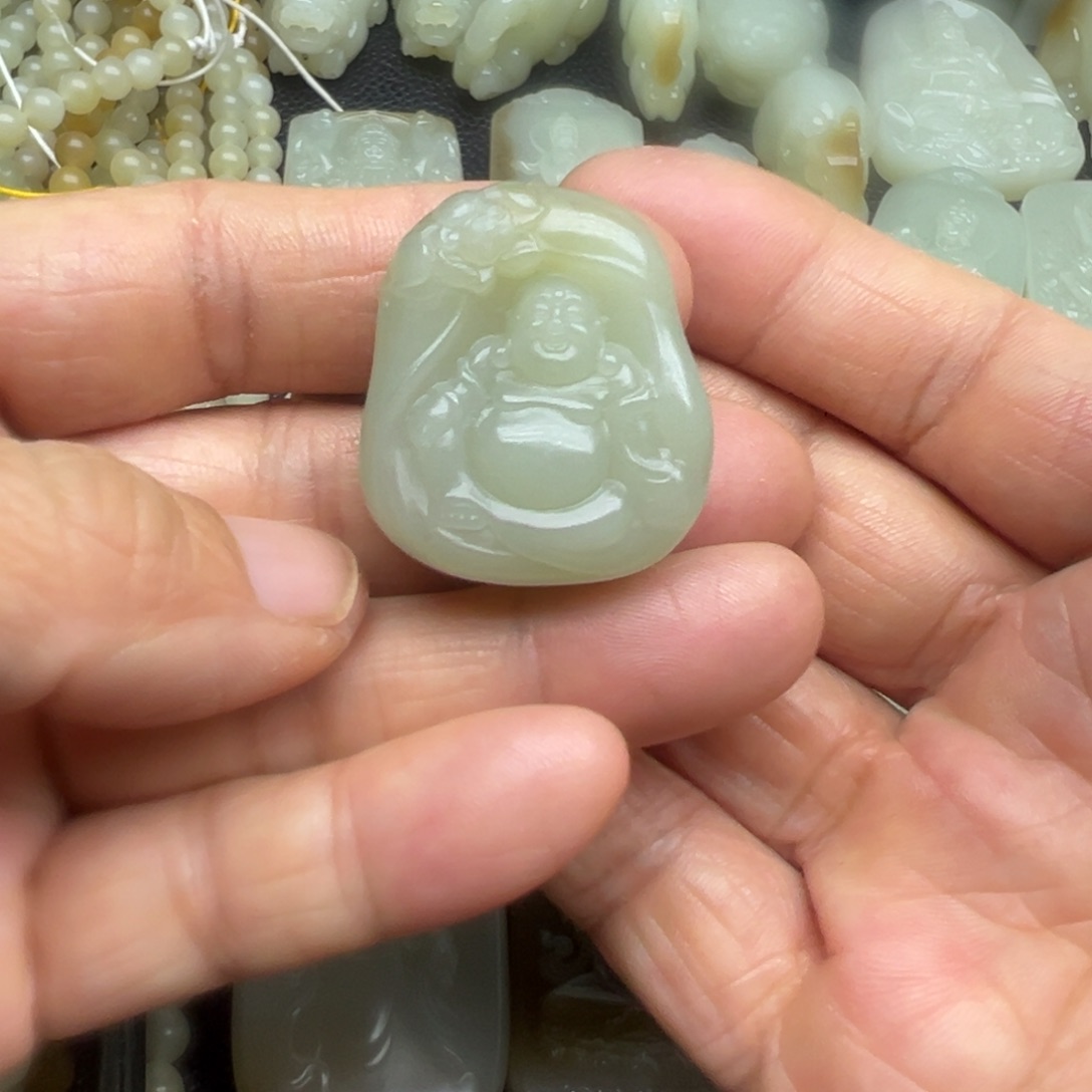 和田玉（糖玉）未镶嵌吊坠(不含链)