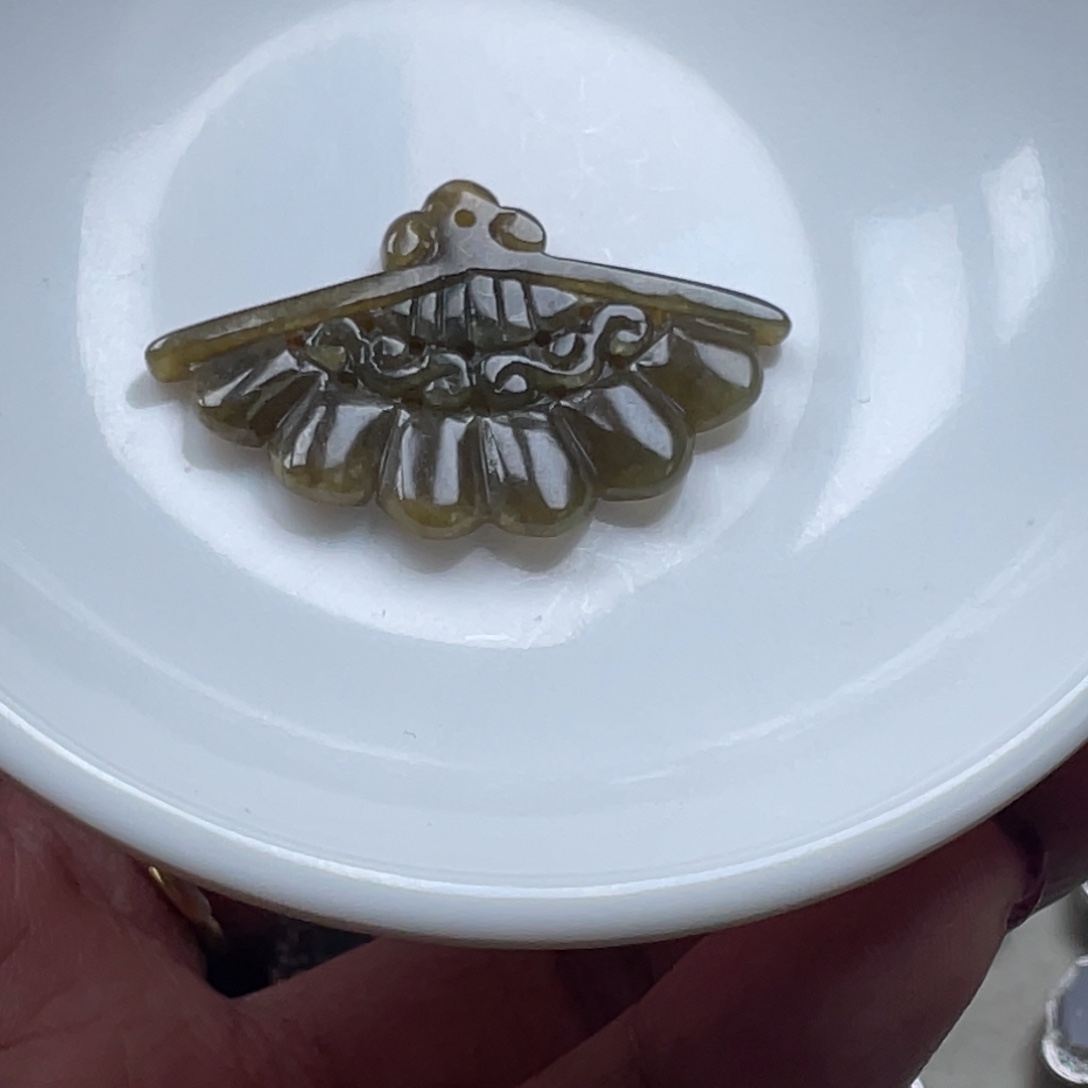 翡翠颈饰未镶嵌56796789