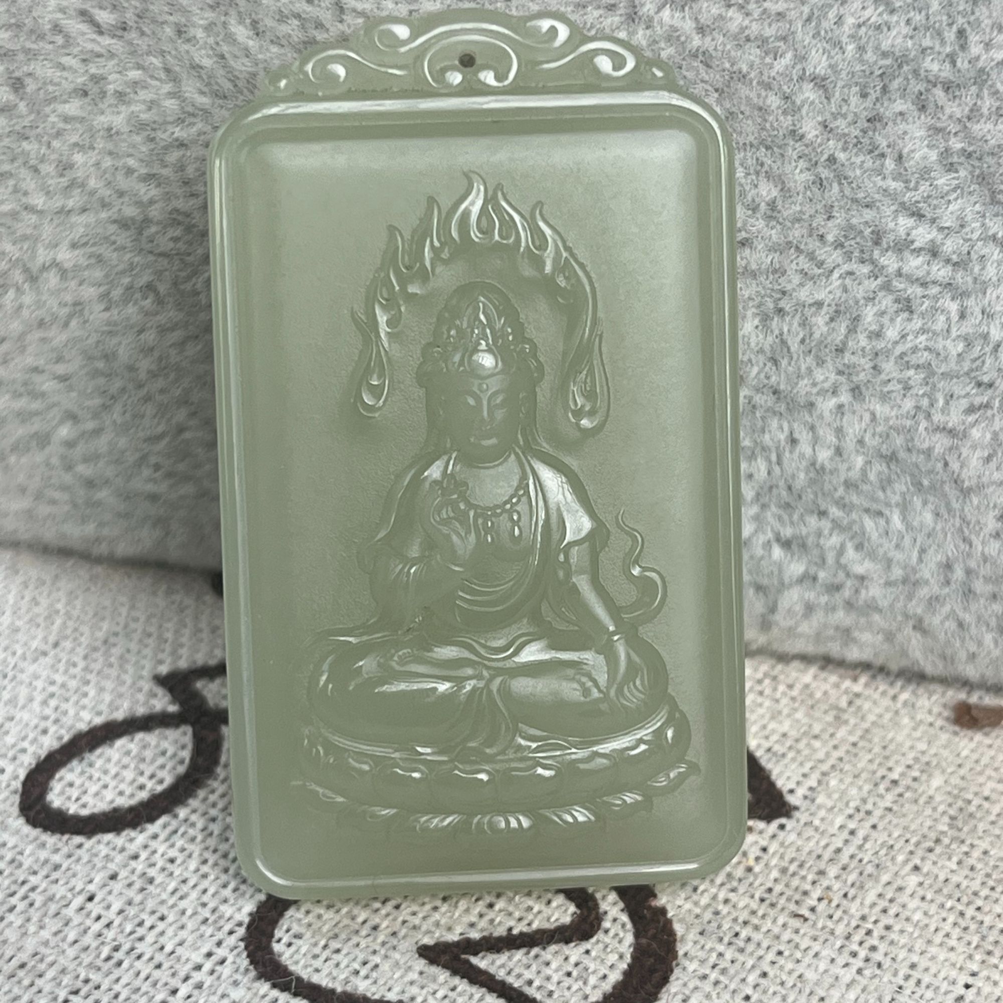 火焰观音天然和田玉双面精雕男女款吊坠玉牌