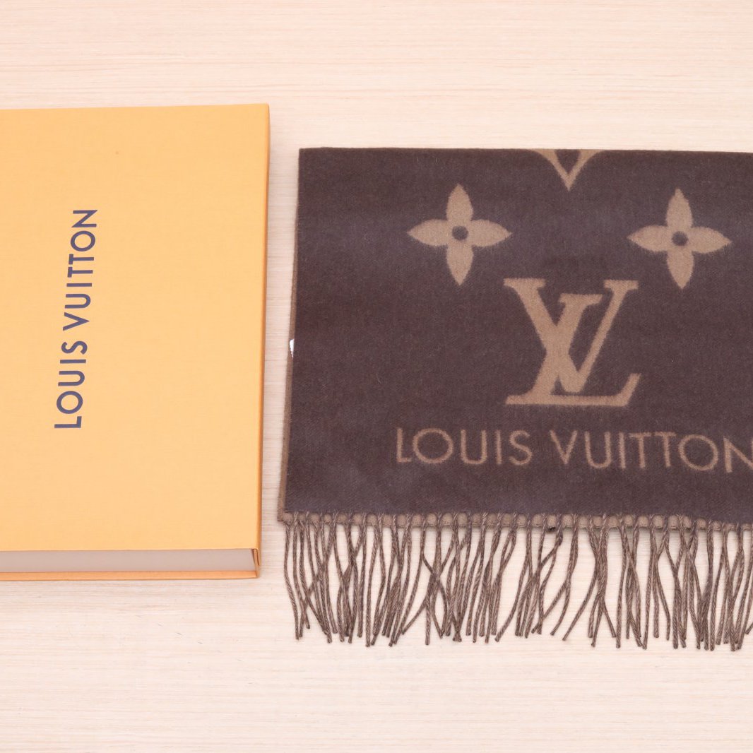 全新未使用 LouisVuitton/路易威登 积分-288/汤/P205538907/围巾